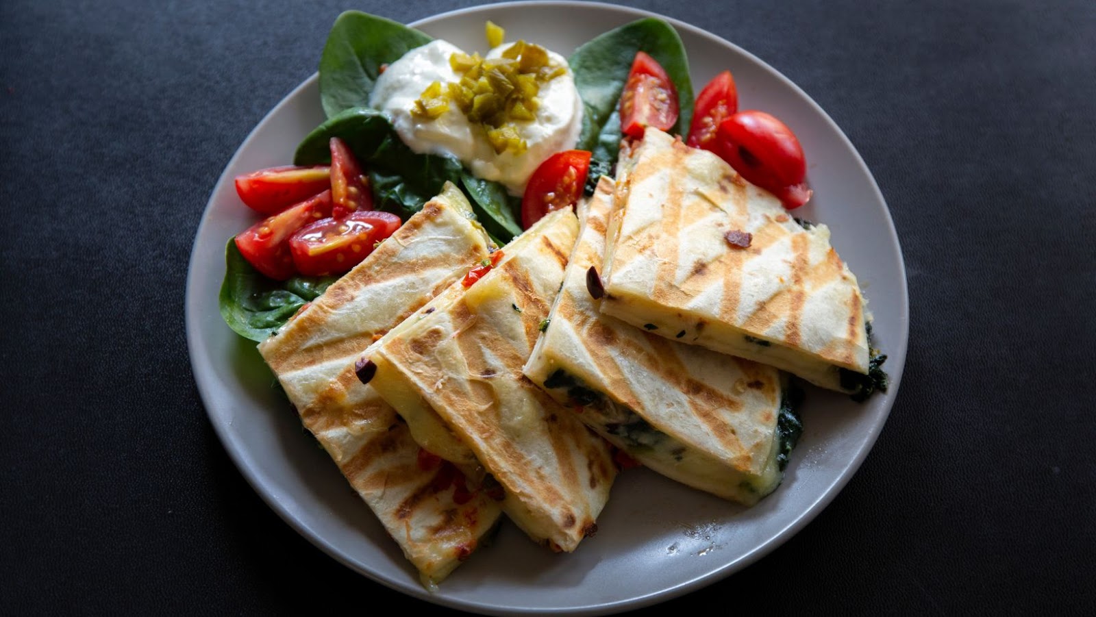 Delicious and Nutritious Quesadillas Under 300 Calories - Transmartproject